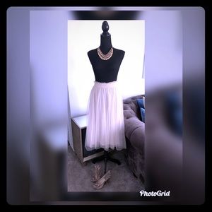 Lauren Conrad Tulle layered skirt